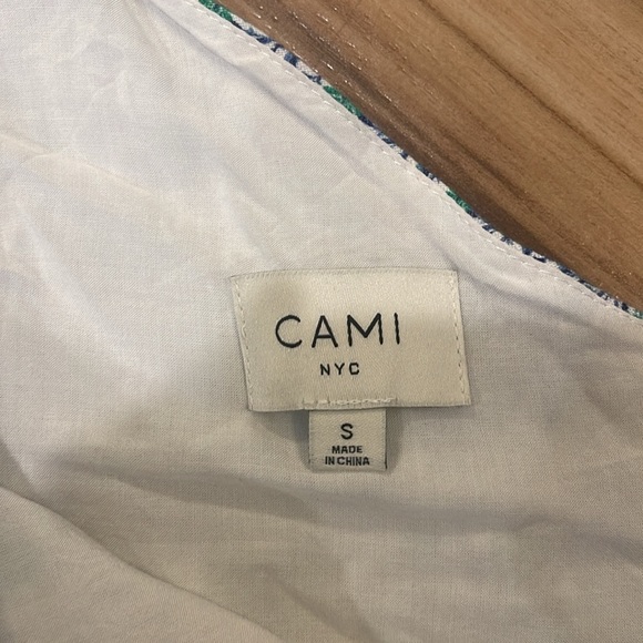 Cami NYC one-shoulder crop top NWOT - Picture 3 of 5